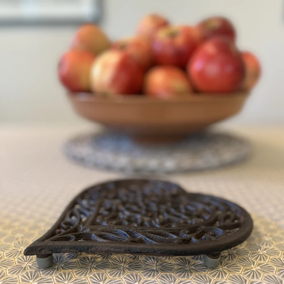 Cast Iron Heart Shaped Ornate Trivet Stand for Hot Pans or Dishes