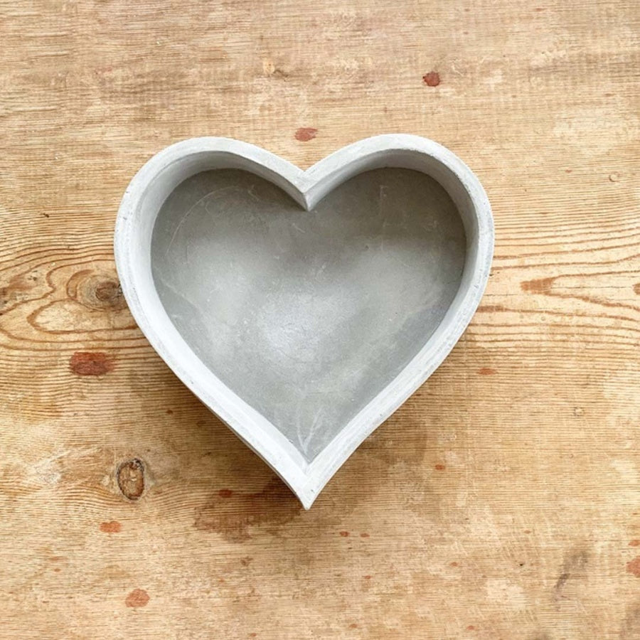 Heart Cement Tray - 14cm or 23cm