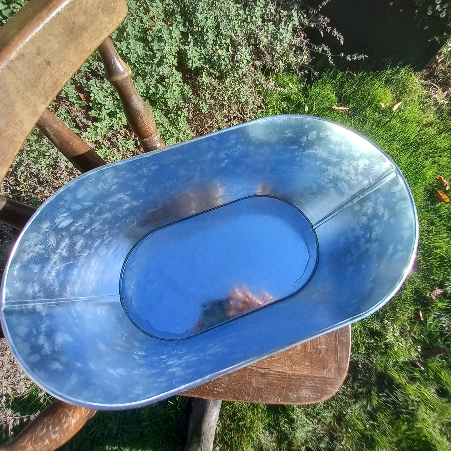 Tin Trough robin design