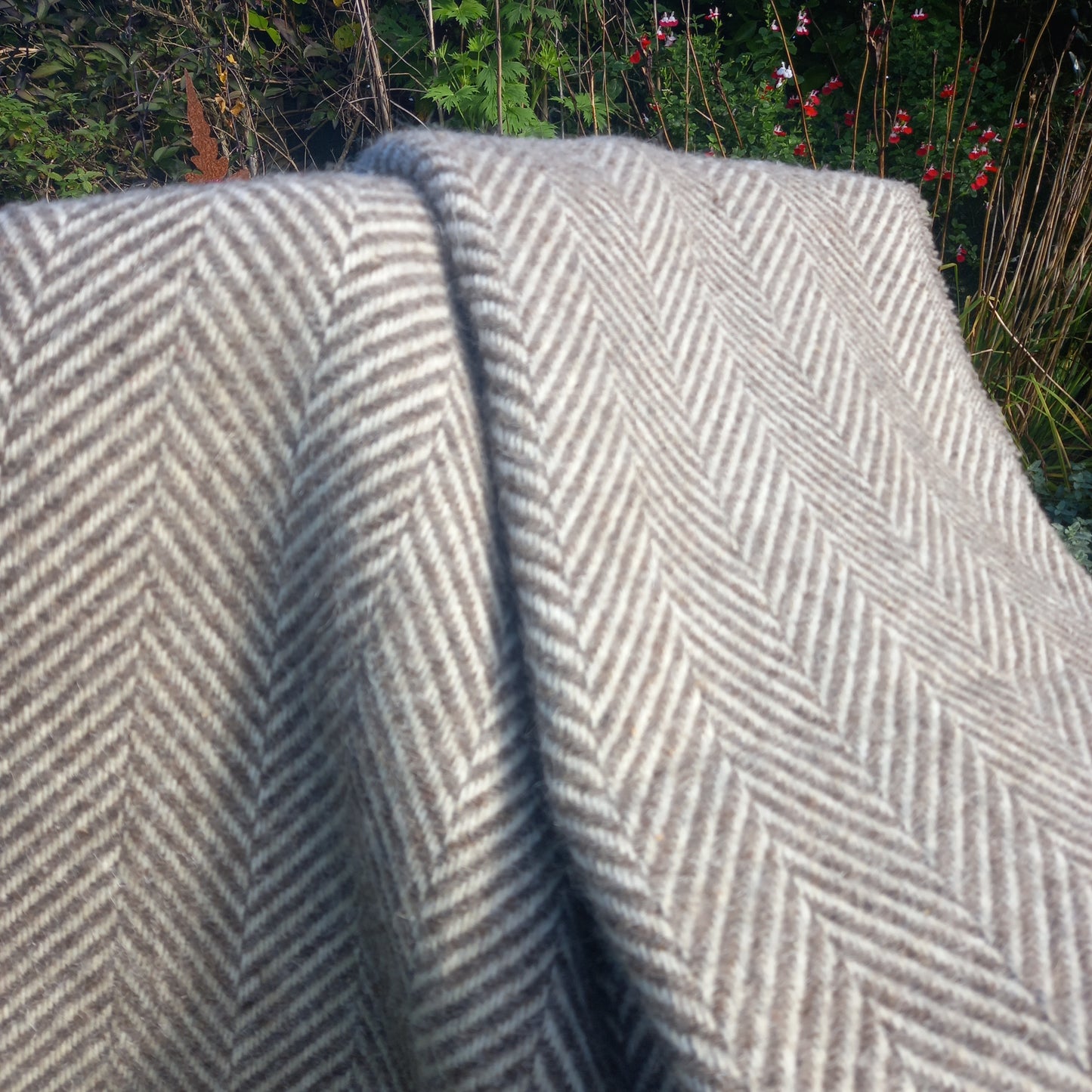 Chevron Tibet Throw - Chestnut with Cream Fringe (200 x 146 cm)