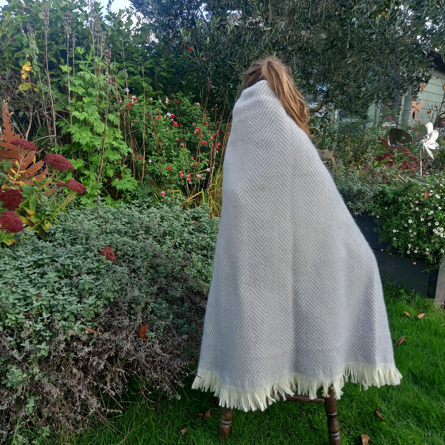 Chevron Tibet Throw - Dove Grey with Cream Fringe (200 x 146 cm)