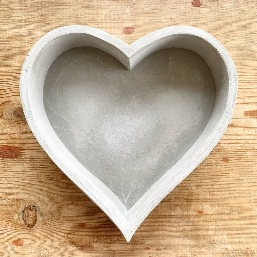 Heart Cement Tray - 14cm or 23cm